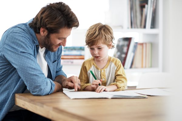Shot of a father helping his son with his homeworkhttp://195.154.178.81/DATA/i_collage/pu/shoots/806041.jpg